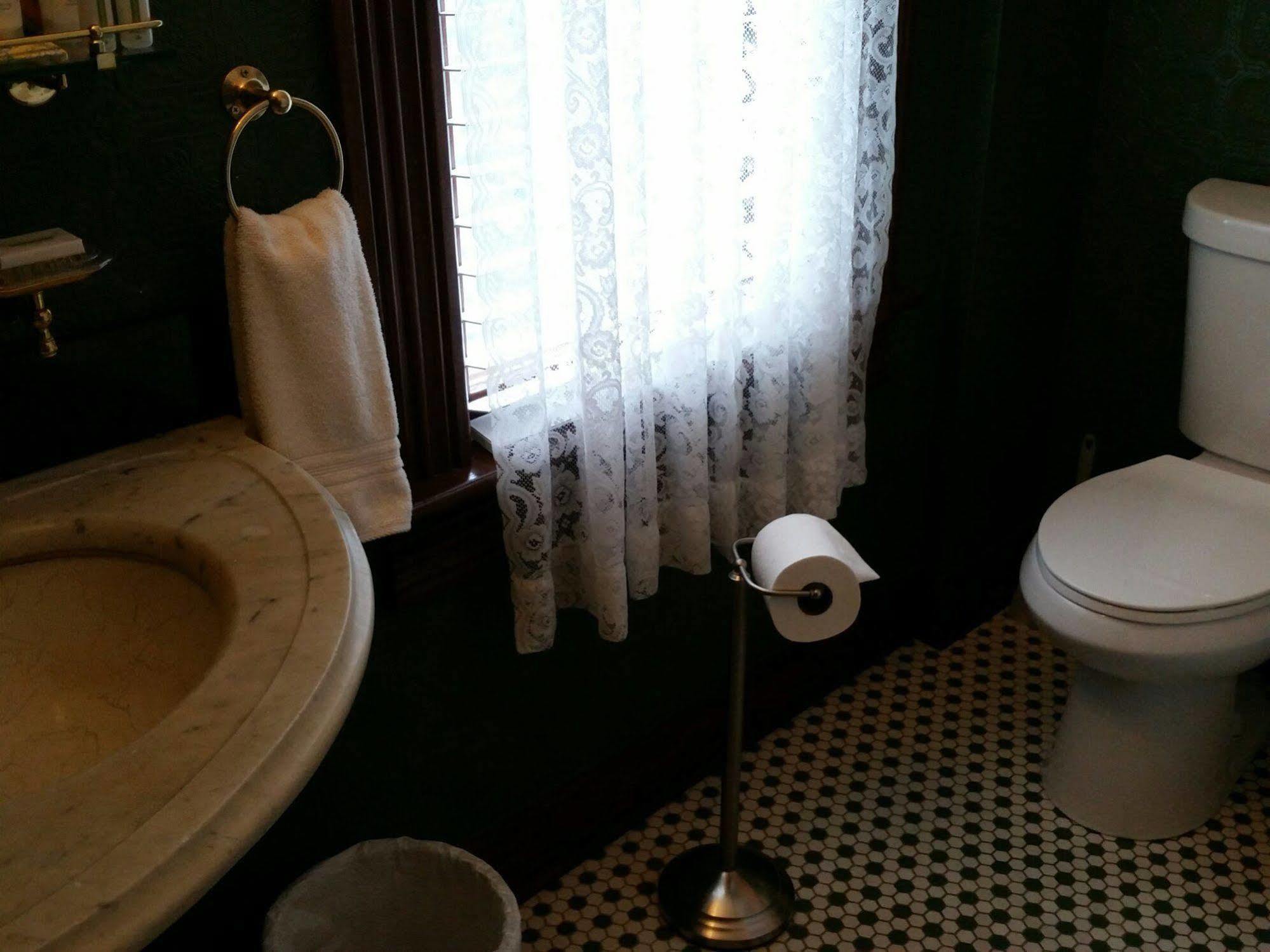 Geiger Victorian Bed And Breakfast Tacoma Buitenkant foto