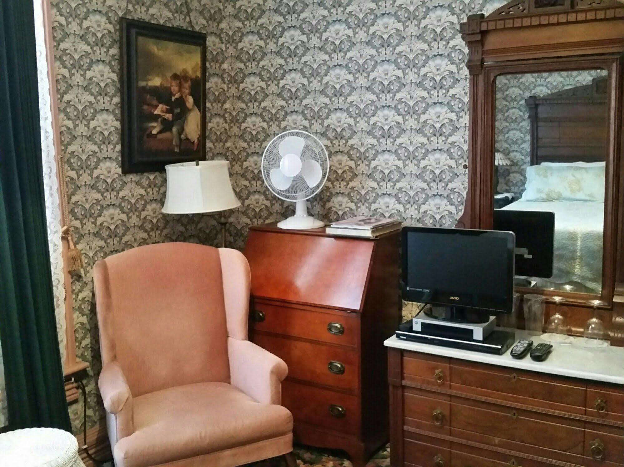 Geiger Victorian Bed And Breakfast Tacoma Buitenkant foto